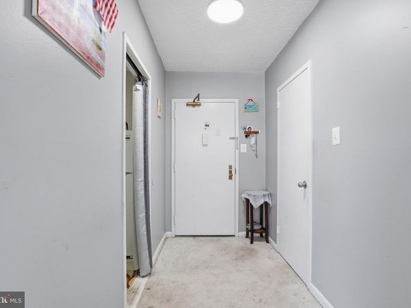 3701 S George Mason Drive 401N, Falls Church VA 22041