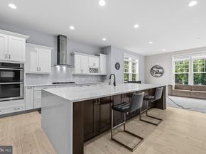11865 Boscobel Court, Herndon VA 20170