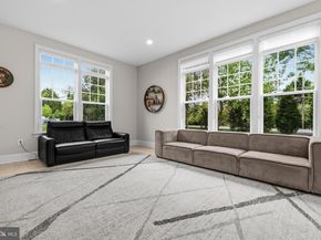 11865 Boscobel Court, Herndon VA 20170