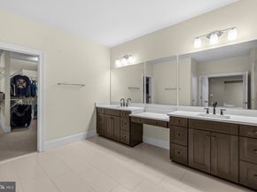 11865 Boscobel Court, Herndon VA 20170