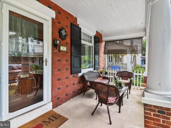 18 W Gravers Lane, Philadelphia PA 19118