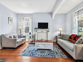 18 W Gravers Lane, Philadelphia PA 19118