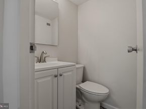 2030 N Adams Street 307, Arlington VA 22201
