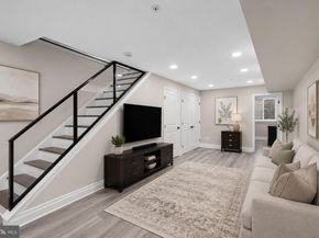 933 S 3rd Street, Philadelphia PA 19147