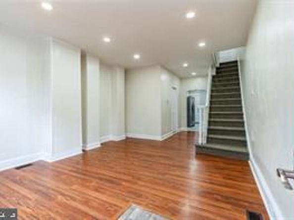 2102 S Opal Street, Philadelphia PA 19145
