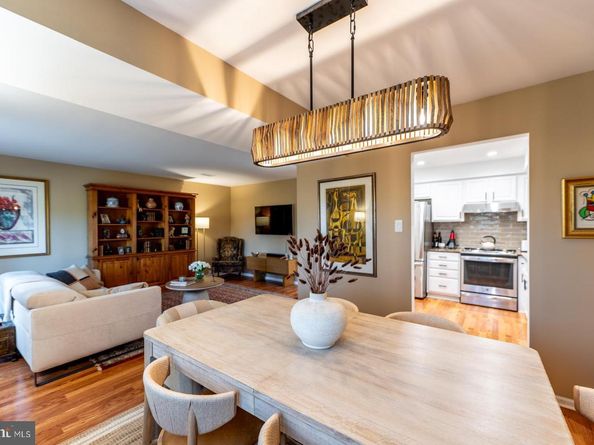 204 Camsten Court, Chesterbrook PA 19087