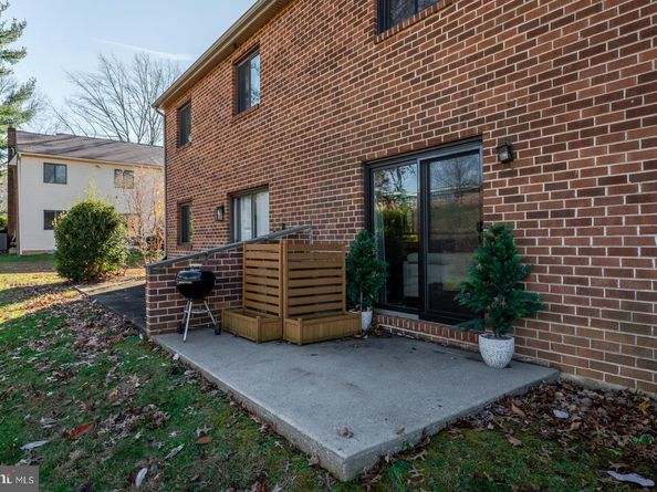 204 Camsten Court, Chesterbrook PA 19087