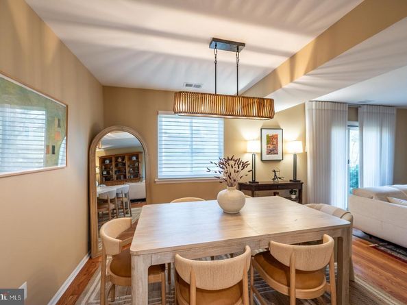 204 Camsten Court, Chesterbrook PA 19087