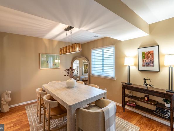 204 Camsten Court, Chesterbrook PA 19087