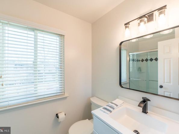 204 Camsten Court, Chesterbrook PA 19087