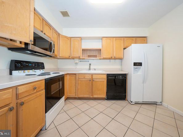 4000 Gypsy Lane 316A, Philadelphia PA 19129