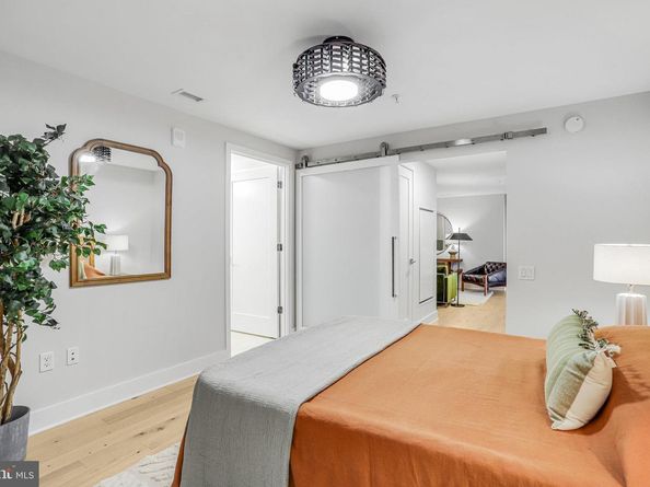 1211 Van Street SE 501, Washington DC 20003