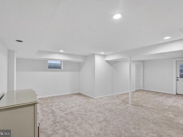 1857 Hunter Mill Road, Vienna VA 22182