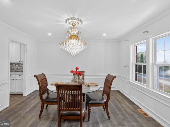 1857 Hunter Mill Road, Vienna VA 22182