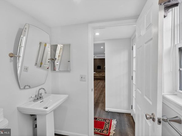 1857 Hunter Mill Road, Vienna VA 22182