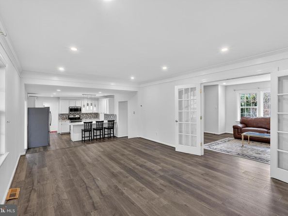 1857 Hunter Mill Road, Vienna VA 22182