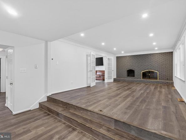 1857 Hunter Mill Road, Vienna VA 22182