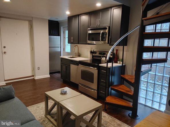 335 S 12TH Street 1B, Philadelphia PA 19107