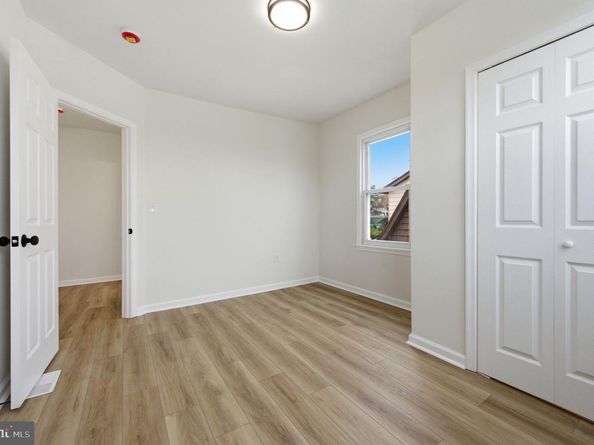 4 N Chester Pike, Glenolden PA 19036