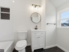 4 N Chester Pike, Glenolden PA 19036