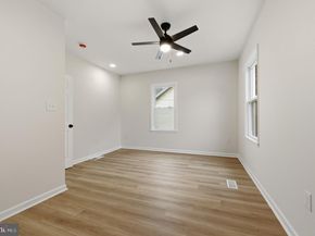 4 N Chester Pike, Glenolden PA 19036