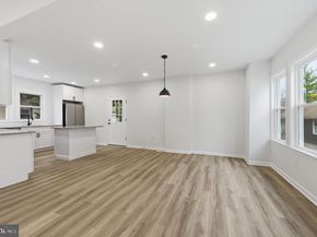 4 N Chester Pike, Glenolden PA 19036