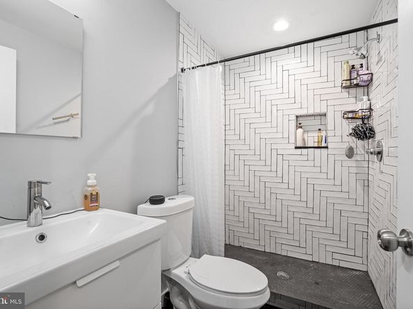 1751 S Taylor Street, Philadelphia PA 19145