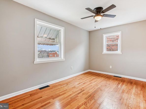 529 Foxhall Place SE, Washington DC 20032