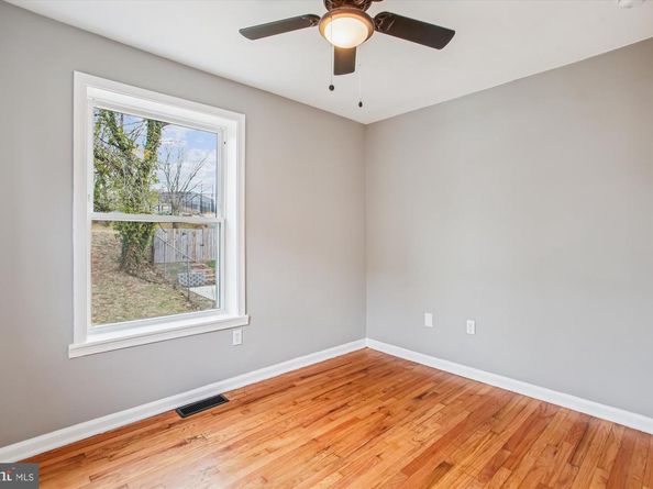 529 Foxhall Place SE, Washington DC 20032