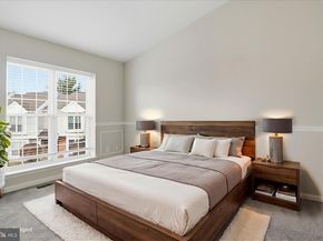 47 Essex Square, Sterling VA 20164