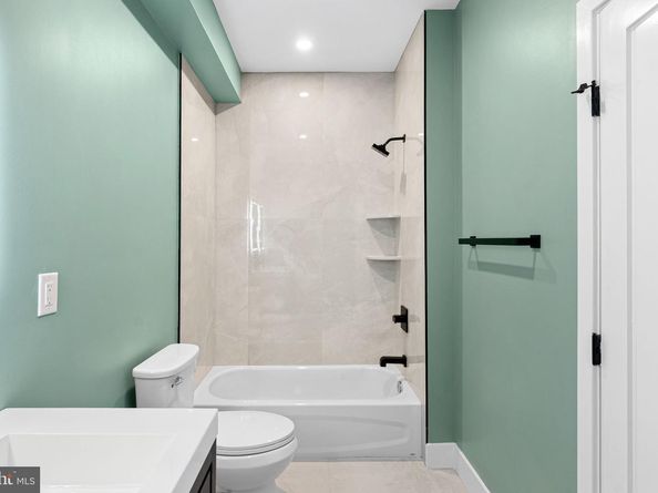 2720 Wharton Street, Philadelphia PA 19146