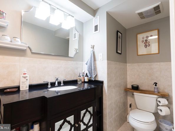 1308 S 7TH Street, Philadelphia PA 19147