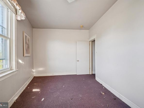 4089 Ford Road, Philadelphia PA 19131