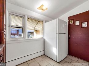 212 Heather Road, Upper Darby PA 19082