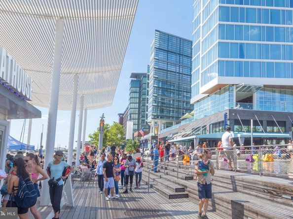 1435 4TH Street SW B512, Washington DC 20024