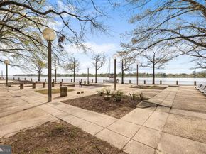 1435 4TH Street SW B512, Washington DC 20024