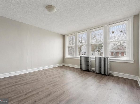 6034 N Broad Street, Philadelphia PA 19141