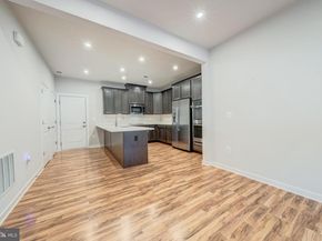 13504 Innovation Station Loop 2A, Herndon VA 20171