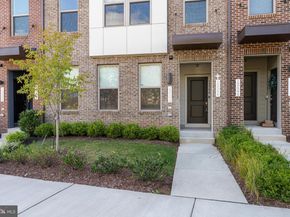 13504 Innovation Station Loop 2A, Herndon VA 20171