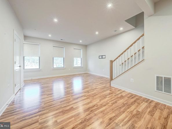 13504 Innovation Station Loop 2A, Herndon VA 20171