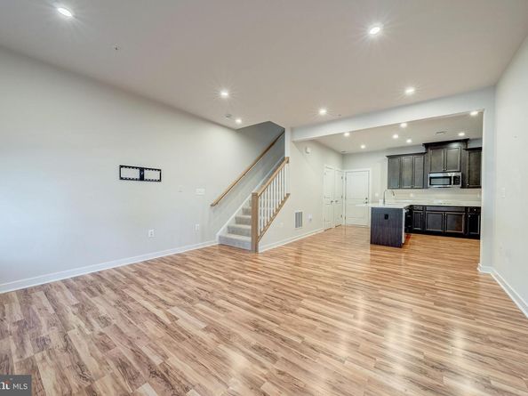 13504 Innovation Station Loop 2A, Herndon VA 20171