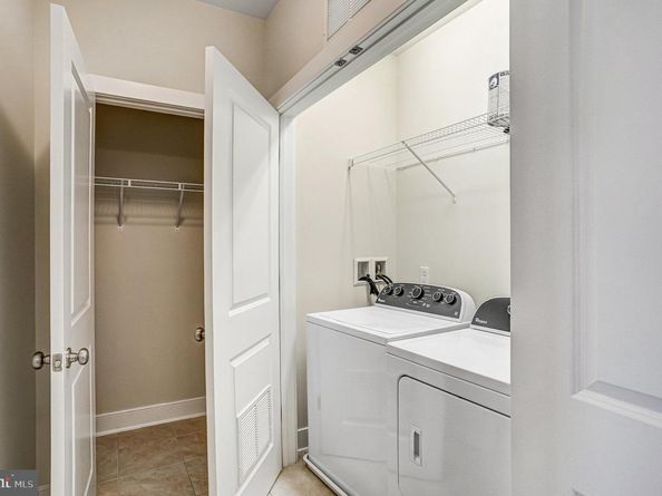 9523 Bastille Street 207, Fairfax VA 22031