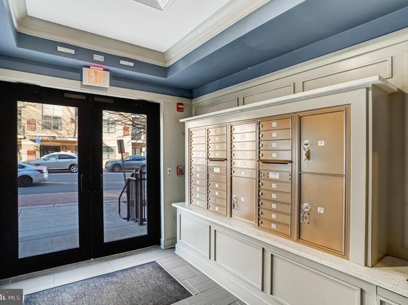 9523 Bastille Street 207, Fairfax VA 22031