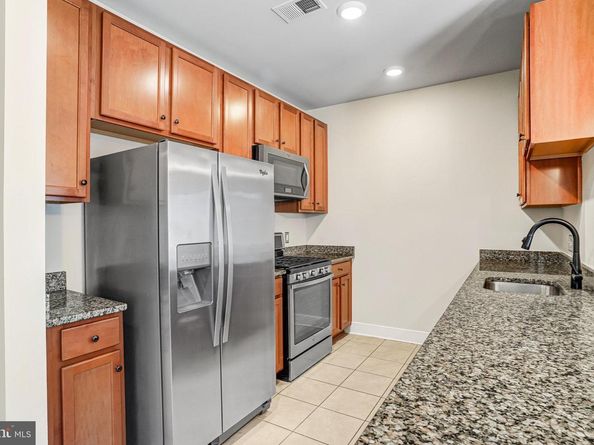 9523 Bastille Street 207, Fairfax VA 22031