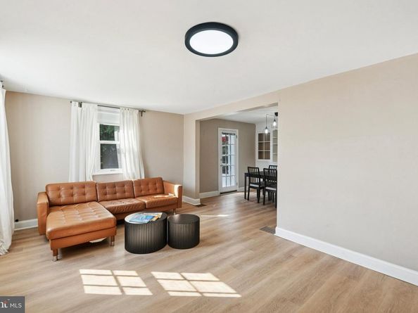 614 Wises Mill Road, Philadelphia PA 19128