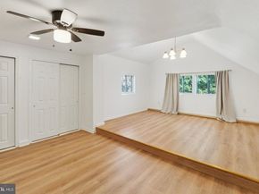 614 Wises Mill Road, Philadelphia PA 19128