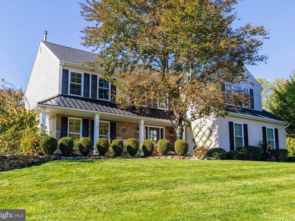 24 Brinker Drive N, Doylestown PA 18901