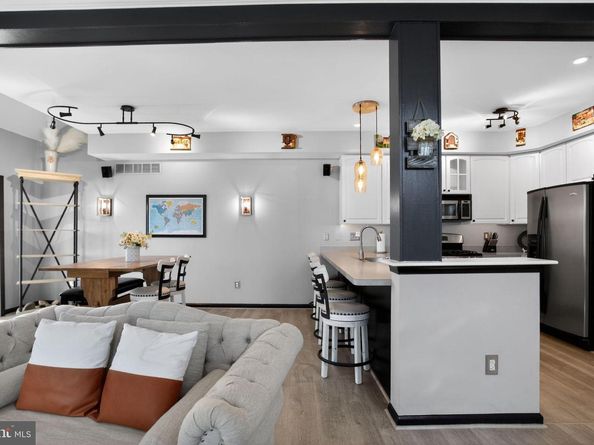 201 Victoria Court, Ambler PA 19002