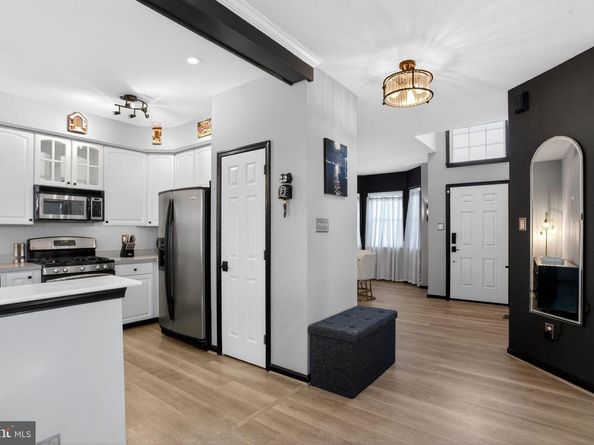 201 Victoria Court, Ambler PA 19002