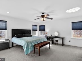 201 Victoria Court, Ambler PA 19002